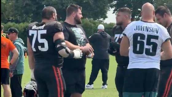 Dude of the Year: Landon Dickerson Isn't Going To Let A Little Knee Injury Stop Him From Bringing Out A Bunch Of Millers For The O-Line After Eagles-Browns Joint Practice