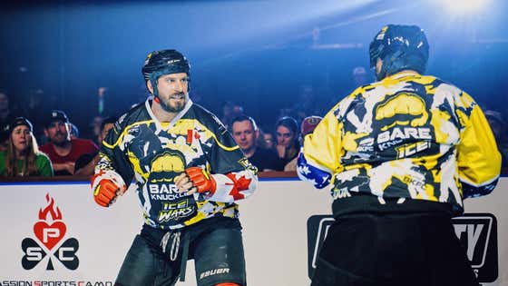 Bare Knuckle Hockey Fights Are Going Down In Florida Immediately After The Panthers Raise Their 2nd Consecutive Cup Banner