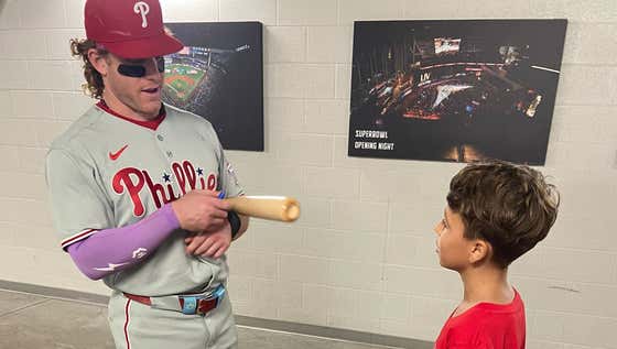 Harrison Bader Hooked Up The Little Kid Who Got Home Run Ball Snatched Away From Him By A Wild Karen With The Signed Bat (PLUS: Bonus Angles Of Philly Karen)