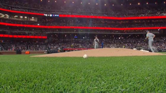 Mets In Stadium DJ Might Be The Dumbest Human Alive After Telling The Crowd “Let’s Get This Party Started” After The Mets Got Shelled For 6 Runs In The Top Of The First Inning