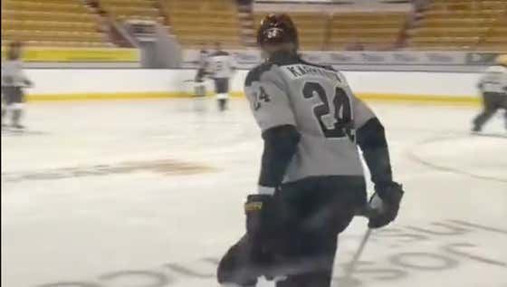 Penn State Has A Hockey Commit Coming Next Year That Is 7'1 And 280lbs At 17 Years-Old