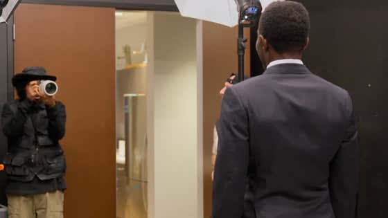 Justin Jefferson Went Undercover As A Photographer For Vikings GM Kwesi Adofo-Mensah's Headshot Photo And The Video Was Hilarious