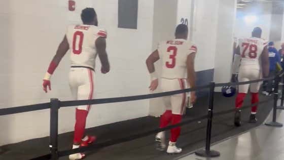 "Stupid Ass Shit. Dropping 8 In Coverage" - Brian Burns Is Like Every Giants Fan Sick Of Shane Bowen's Bullshit As Defensive Coordinator