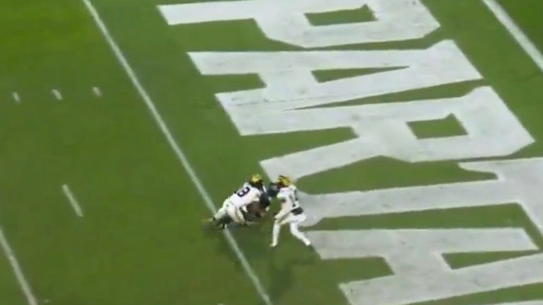 The Back Door Is Always Open … Michigan State’s Backup QB Throws A Touchdown Pass With 7 Seconds Left To Cover +13.5 Over Michigan