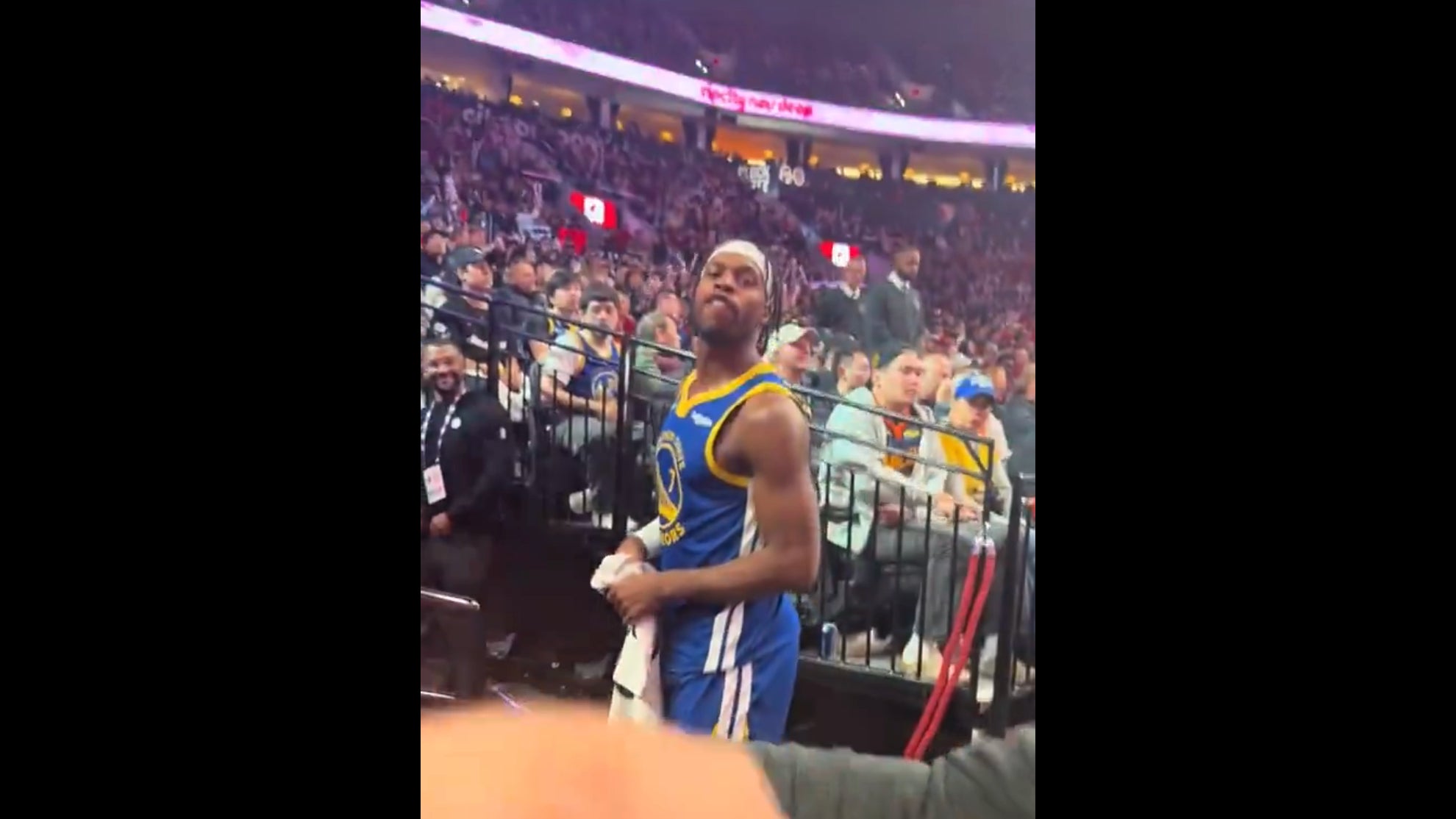 "I Don't Care, Shut The Fuck Up. Fuck You, I Don't Give A Fuck" - Buddy Hield Had The Perfect Response To Some Random Blazers Fan Who Tried To Force Him To Apologize For Cursing