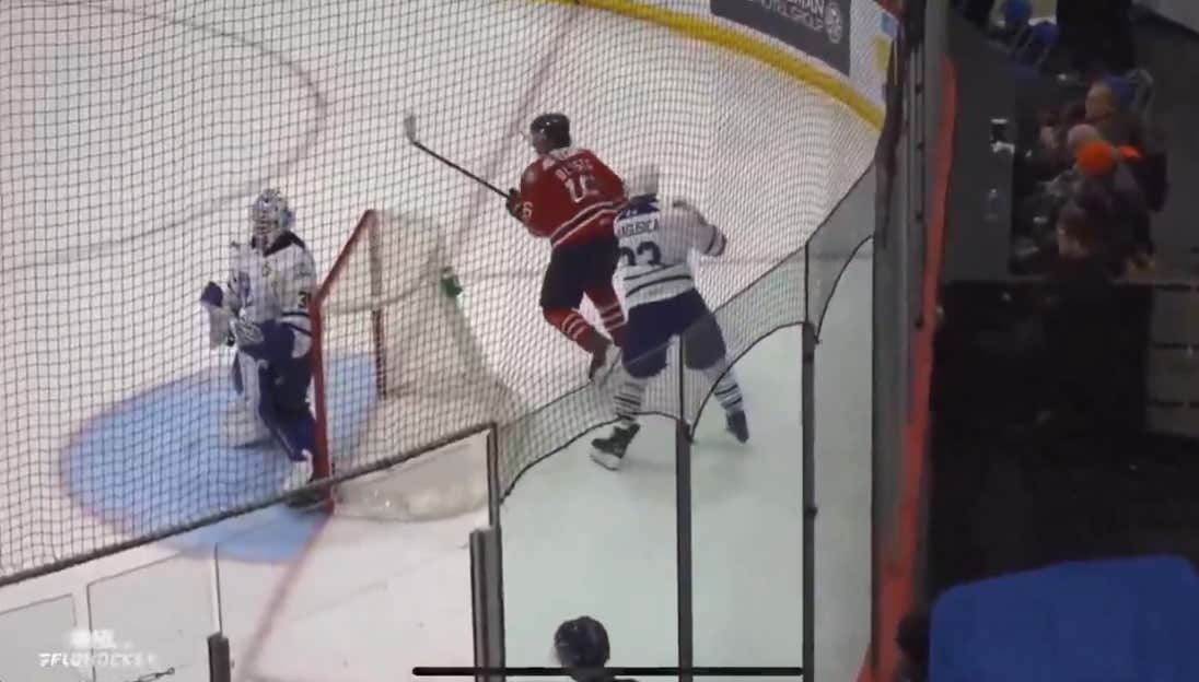 OHL Player Does The One Thing In Hockey You're Really Not Supposed To Do, And Decides To Bash His Opponent's Face In With His Stick