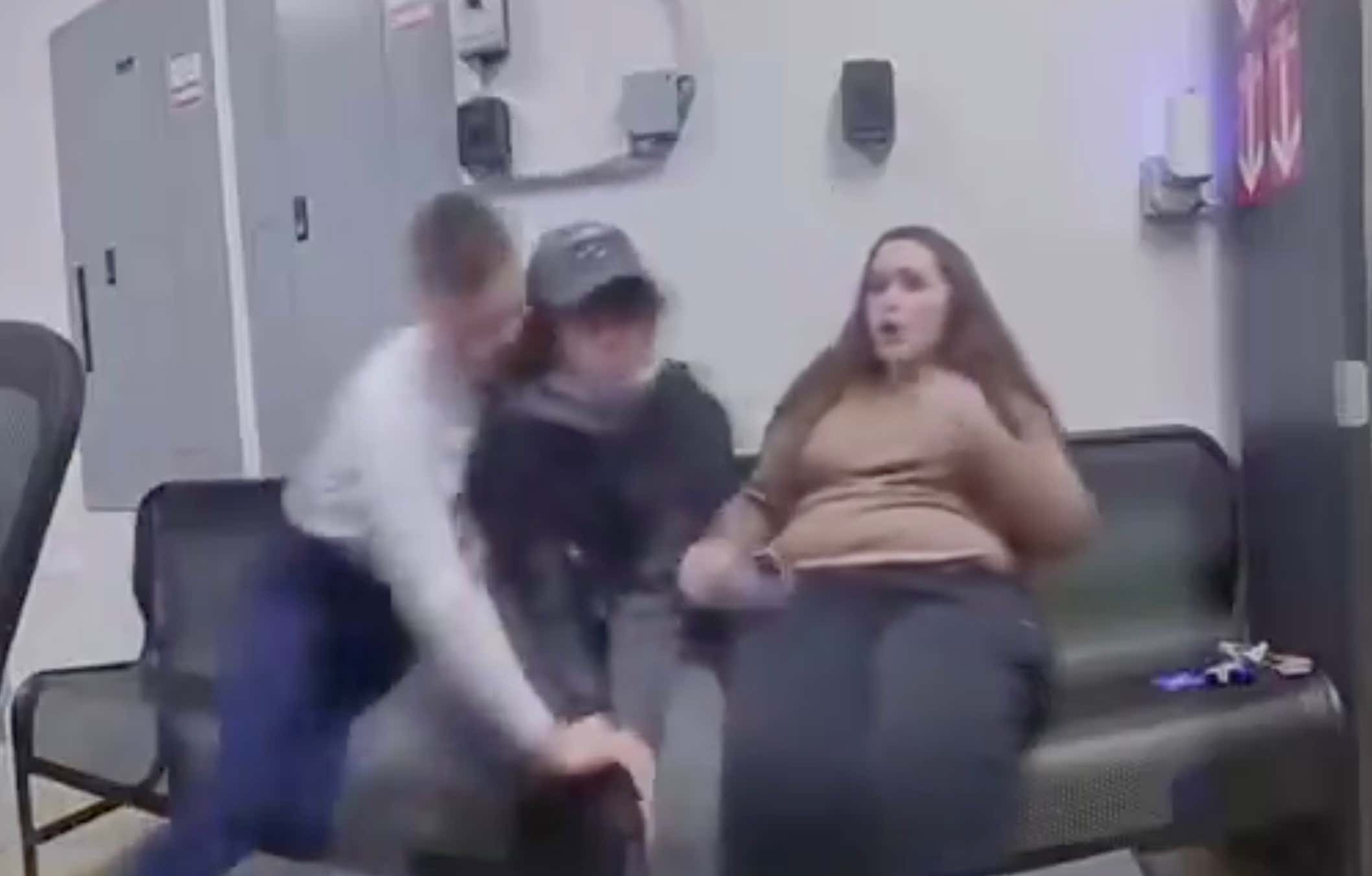 Crazy Video of Unarmed Walmart Lost Prevention Specialist Stopping a Shoplifter Who Pulled a Gun on a Police Officer at Point Blank