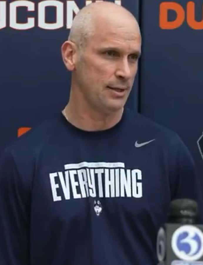 "Shit Is Absurd" Dan Hurley Continues To Hammer The NCAA For A Loophole That Allows Players To Come Back To College Basketball After Playing Professionally