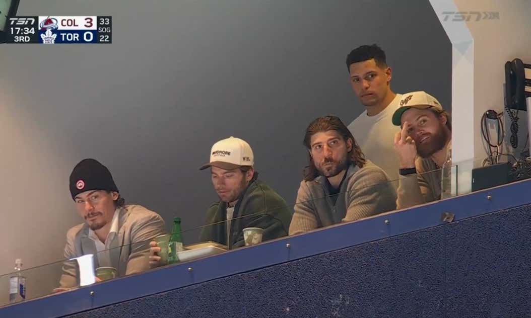 NSFW: Toronto Maple Leafs Superstar William Nylander Flips Middle Finger To The Broadcast Camera, All Of Toronto Looks Away In Horror