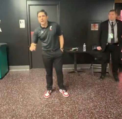 Cincinnati Has To Fire Wes Miller After He Apologized To Fans Outside The Locker Room, Then Basically Cried On Radio For Losing To WVU (Again)
