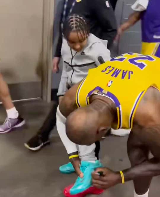 LeParenting: LeBron Signed This Kid's Shoe After His Dad Told Him To Say Please