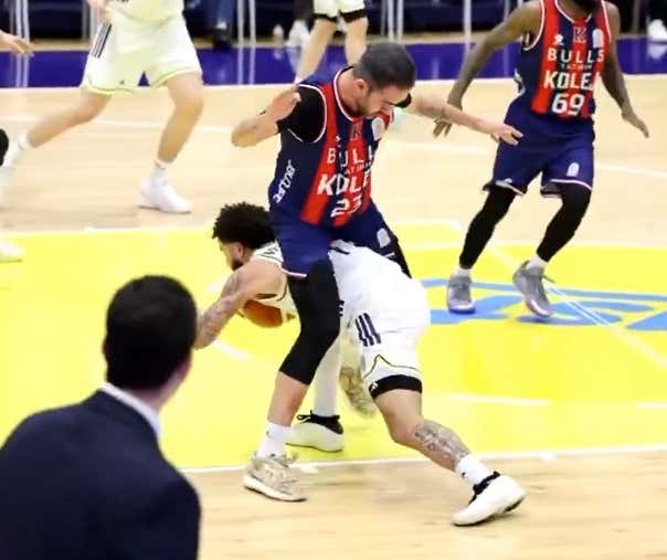 Basketball Coaches – Consider Adding "Going Underneath Your Defenders Legs" To The List of Basketball Plays You Should Be Using Way More Often