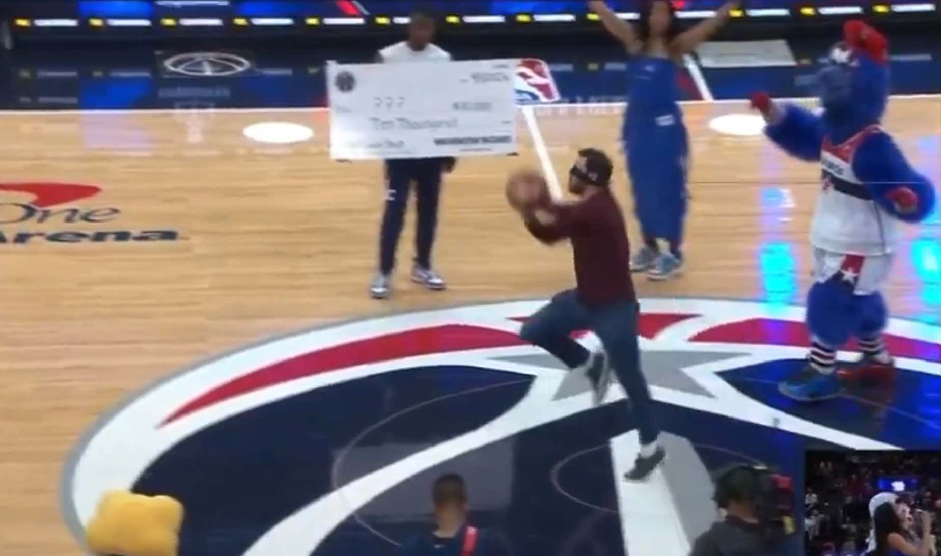 You've Gotta Be A Special Type Of Sucker To Wear A Blindfold On April Fools Day For A Washington Wizards Halftime Show