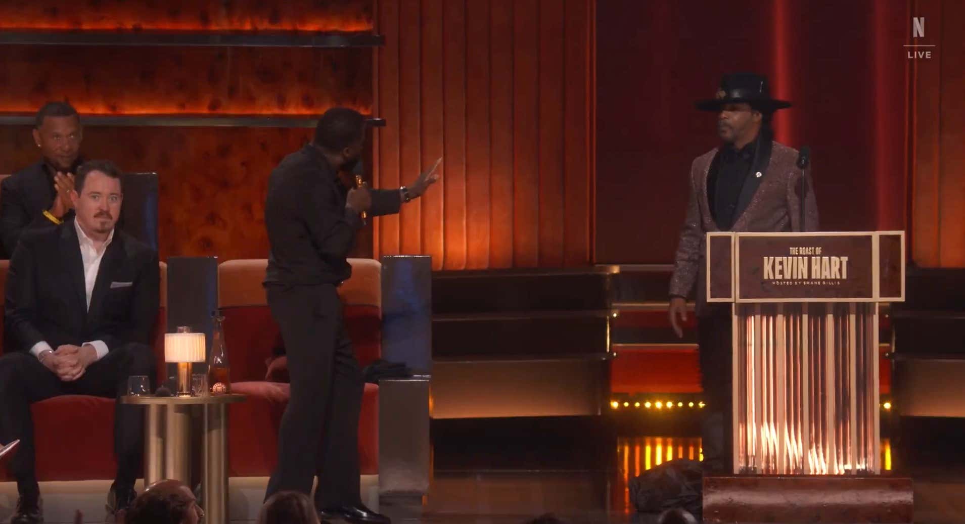 "He Gets All Quiet When You Bring It Up, That Means He Did Something Wrong" – Katt Williams Roasted Kevin Hart Over Attending Diddy Parties (And Other Stuff), Before They Publicly "Squashed Their Beef"