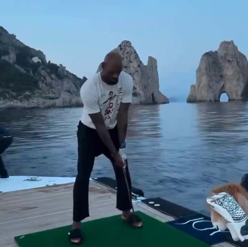 LeBron James Clearly Doesn't Care About The Whales, Drives A Bucket Of Golf Balls Off The Back Of His Yacht