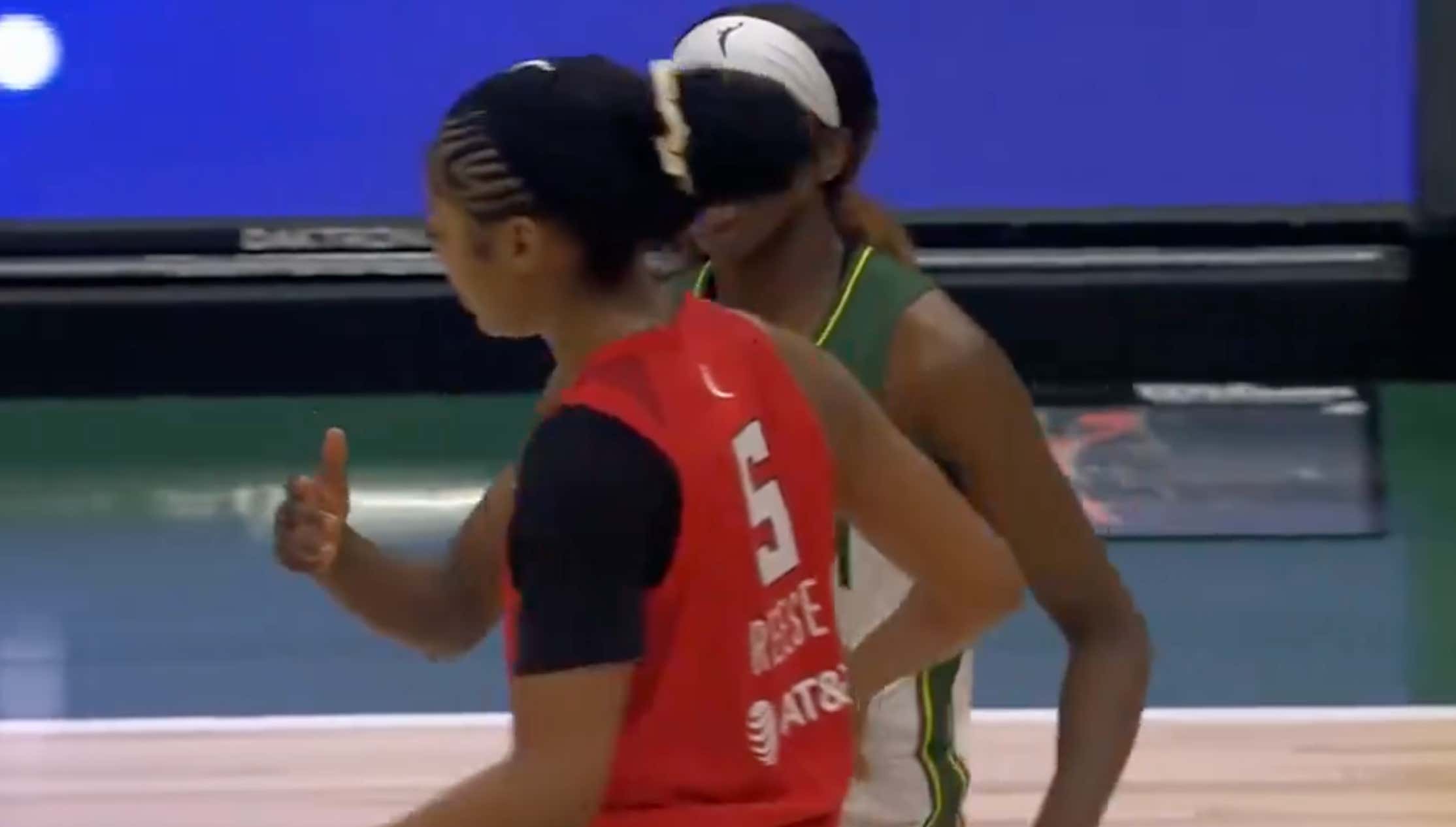 Flau'jae Johnson Tried To Give Her Old LSU Teammate Angel Reese A Handshake After They Dominated Her Team And Angel Was Having None Of It