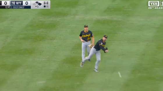 Good Luck Finding A Worse Play Than Bryan Reynolds Throw Tonight