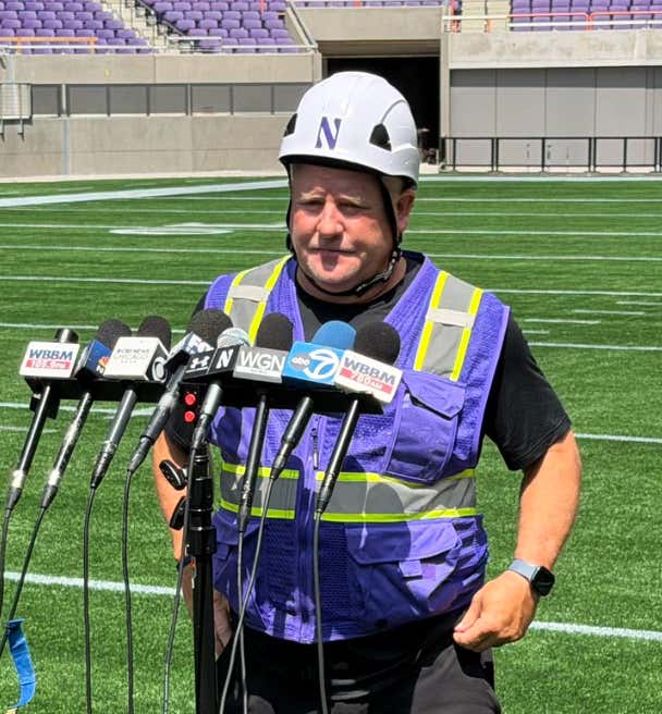 Purple Vest. Hard Hat. Power - Season Hasn't Already Started Yet And Chip Kelly Delivered The Best Picture We'll See In College Football This Year