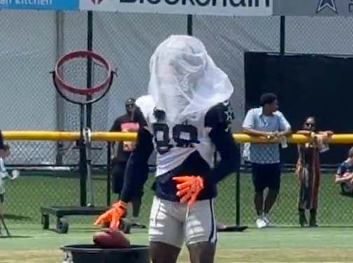 Gotta Be Tougher Than The Sun - CeeDee Lamb Is Prepping For Jerry World By Doing Drills With A Damn Net Covering His Head