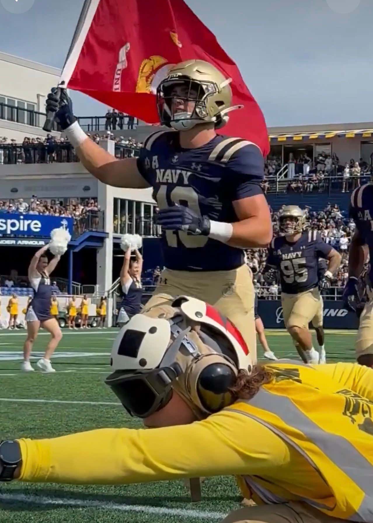 Navy’s Entrance Using A “Yellow Shirt” Is So Awesome