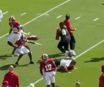 This Alabama Trainer Getting Absolutely Bullied During Warmups Is The Ultimate Football Guy