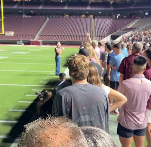 Good Reminder There's No Bigger Dork Than A Texas A&M Yell Leader Like Listening To This One Hype Up Fans By Saying Kentucky Fans Live In Trailers