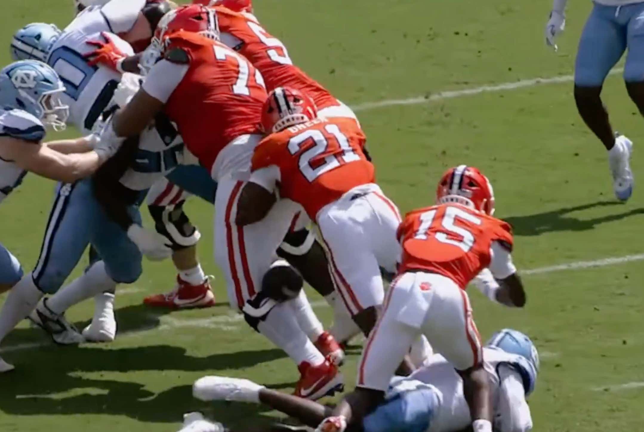 CLEMSON BUTT FUMBLE
