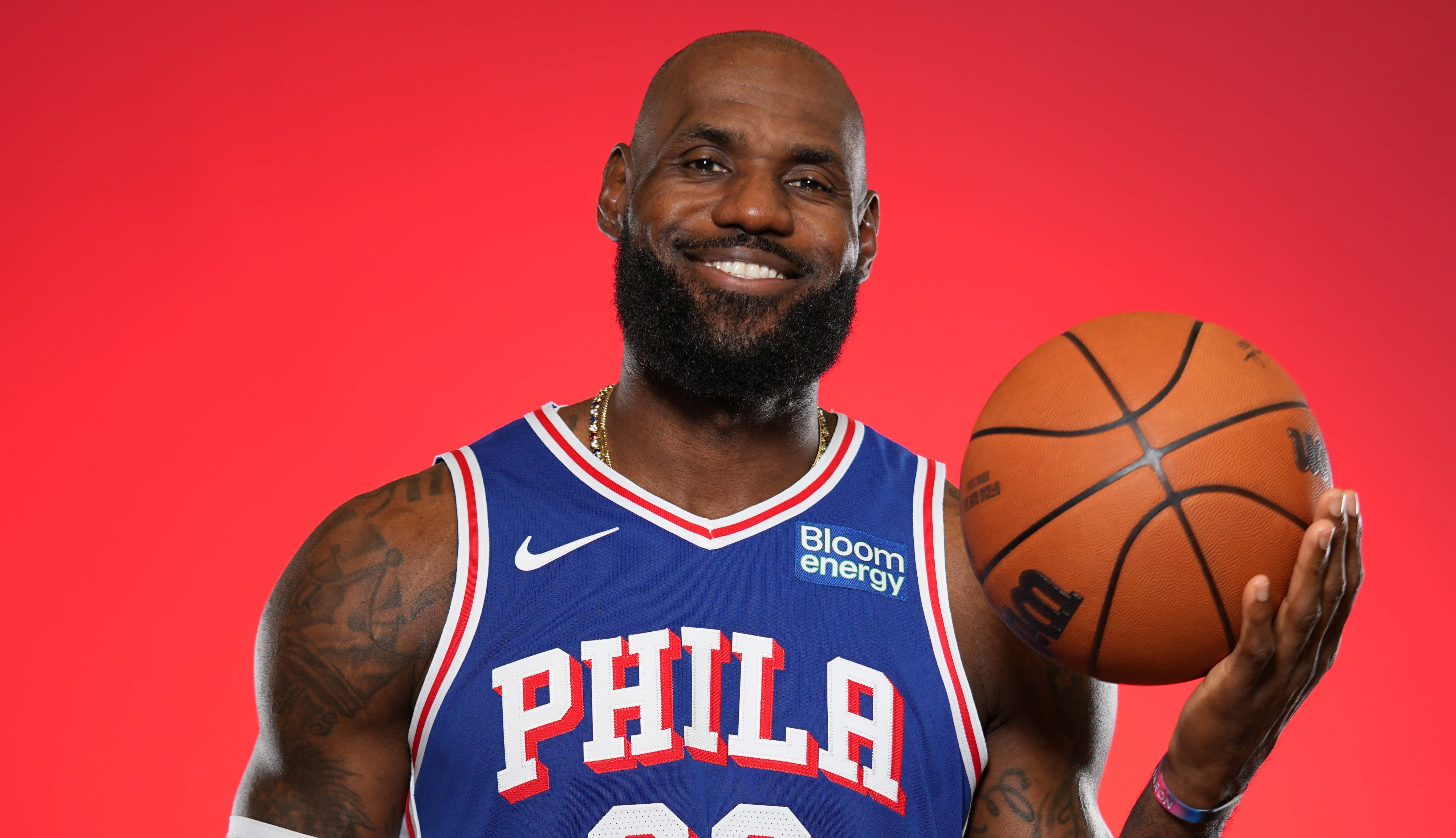 We Got Our First Look At LeBron James' Helicopter Situation As He Left Sixers Practice, And The Internet Is Beside Itself