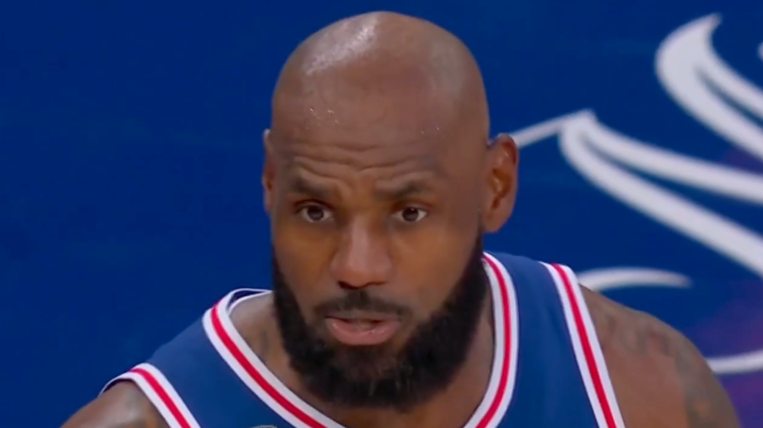 "I'm Not From The West Coast. I'm From Ohio, Baby. Fuck Is You Talking About?" LeBron Is Putting Hecklers In Their Place At Madison Square Garden