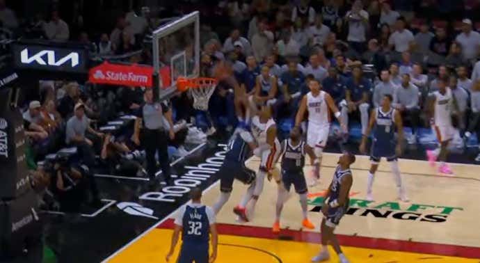 Giannis Completely Detonating On Daniel Gafford Is The Early Season Leader For The Dunk Of The Year