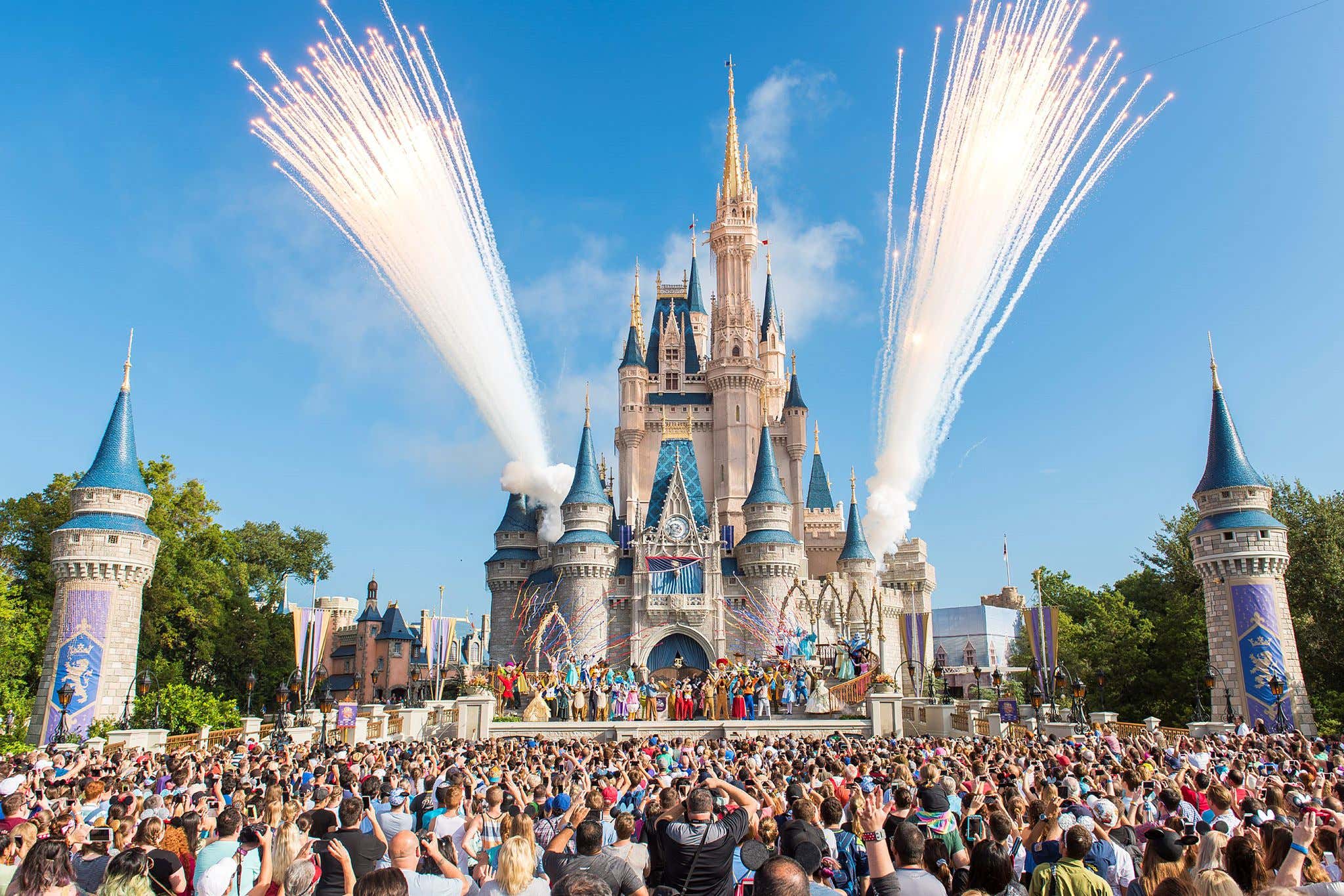 A DIEHARD Disney Fan Rode All 216 Rides At All 12 Disney Theme Parks Worldwide In 12 Days