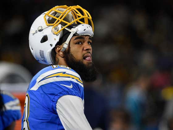 Keenan Allen Yelling "DON'T SIT ME" To Fantasy Football Owners Before The Game And Then Catching 1 Ball Should Be A Criminal Offense