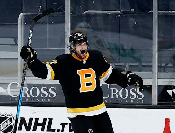 Craig Smith Calls Game Against The Pens And The Bruins Are Rolling Right Now With 3 Straight Wins