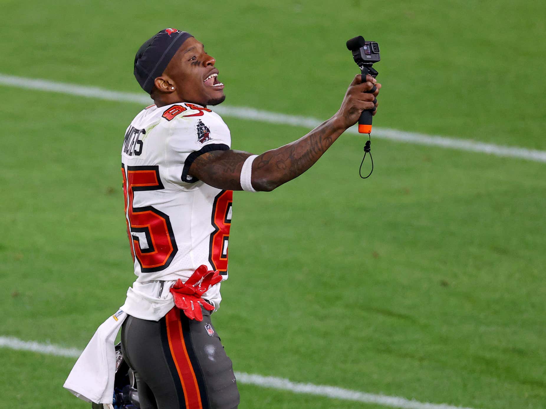 three-years-ago-super-bowl-champ-jaydon-mickens-was-sleeping-in-his-car-in-the-jaguars-stadium-parking-lot-waiting-to-get-cut-from-the-practice-squad-barstool-sports