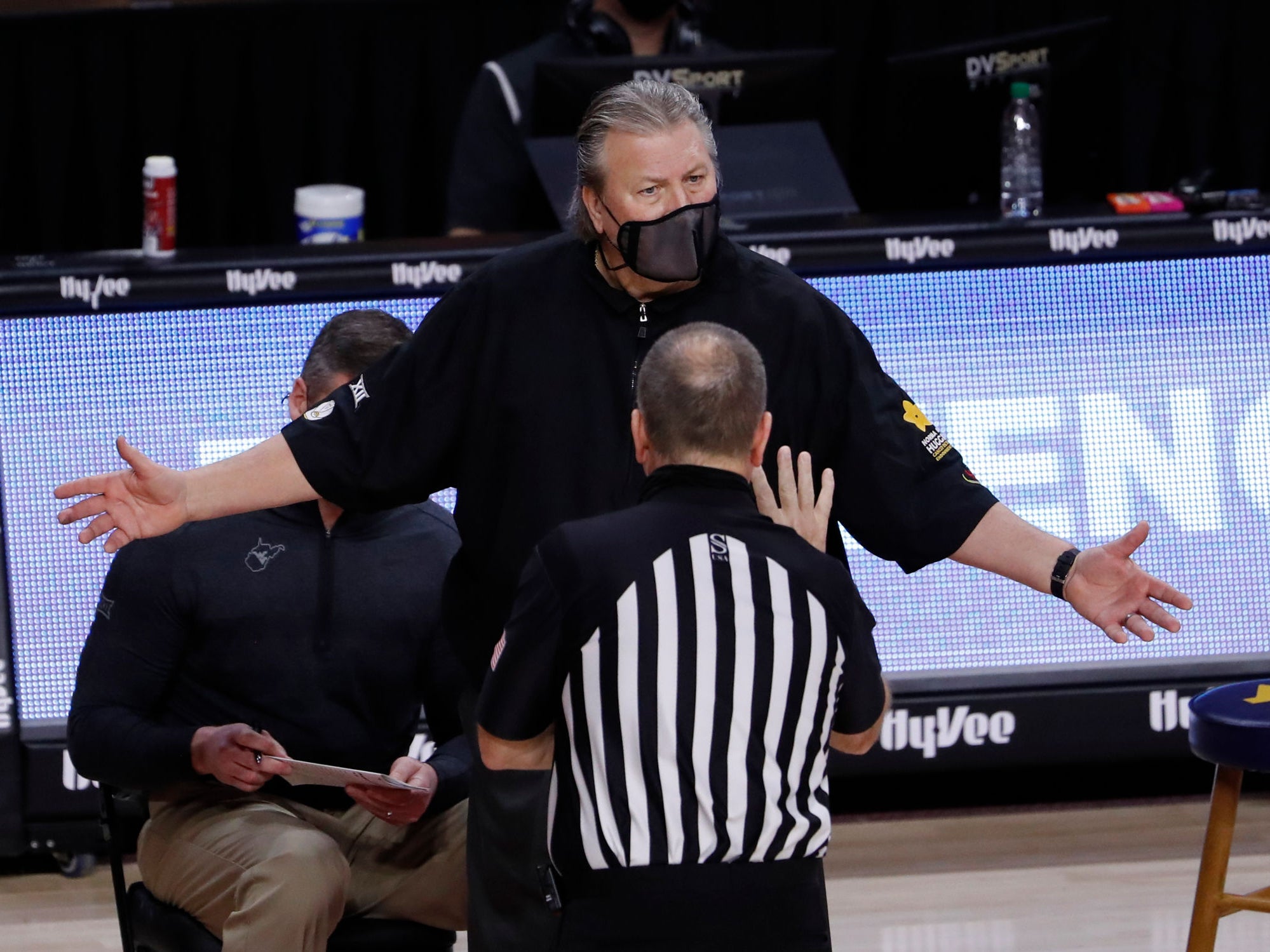 Today's Dumb, No Good, Terrible Idea - Bob Huggins Wants Major Conferences To Break Away And Have Their Own NCAA Tournament