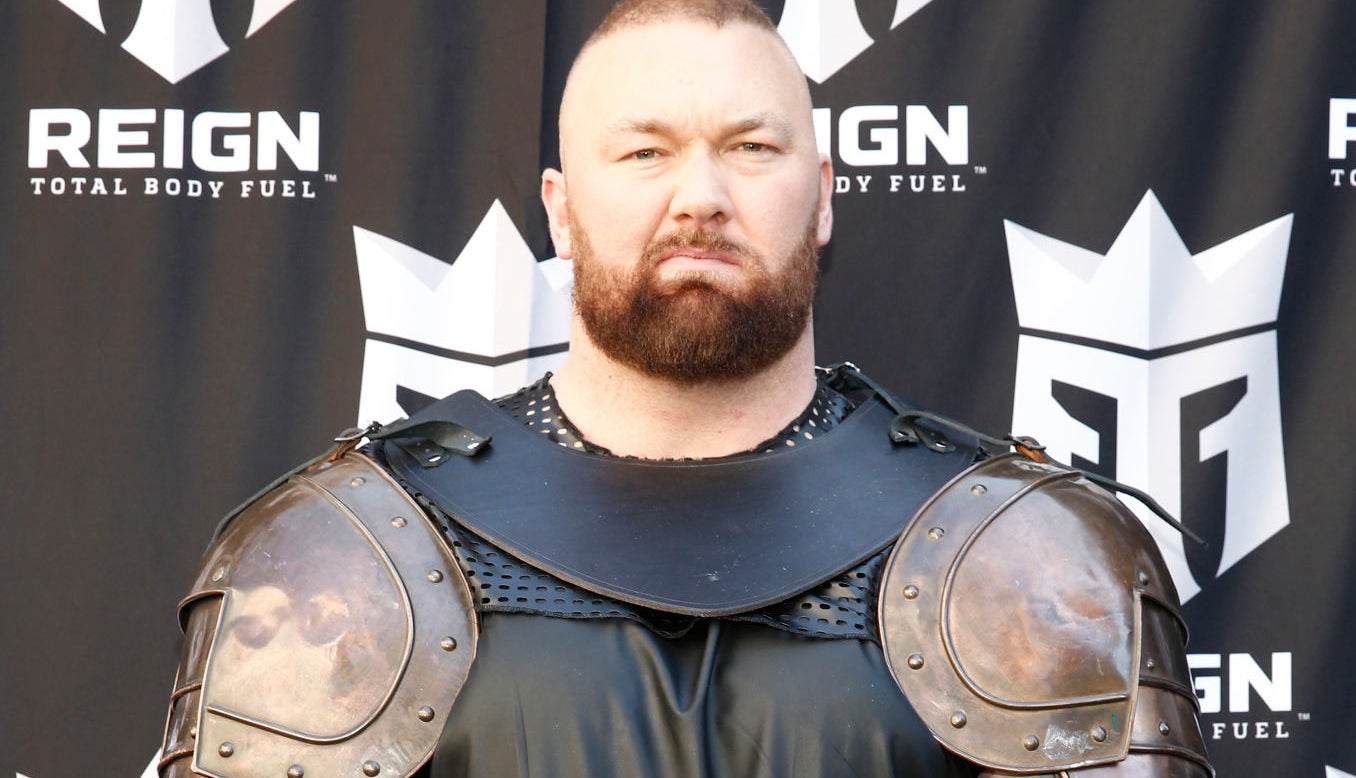 'The Mountain' From Game of Thrones Just Broke His Own World Record by Deadlifting 505kg (1,113-Pounds), and Didn't Even Bleed or Puke