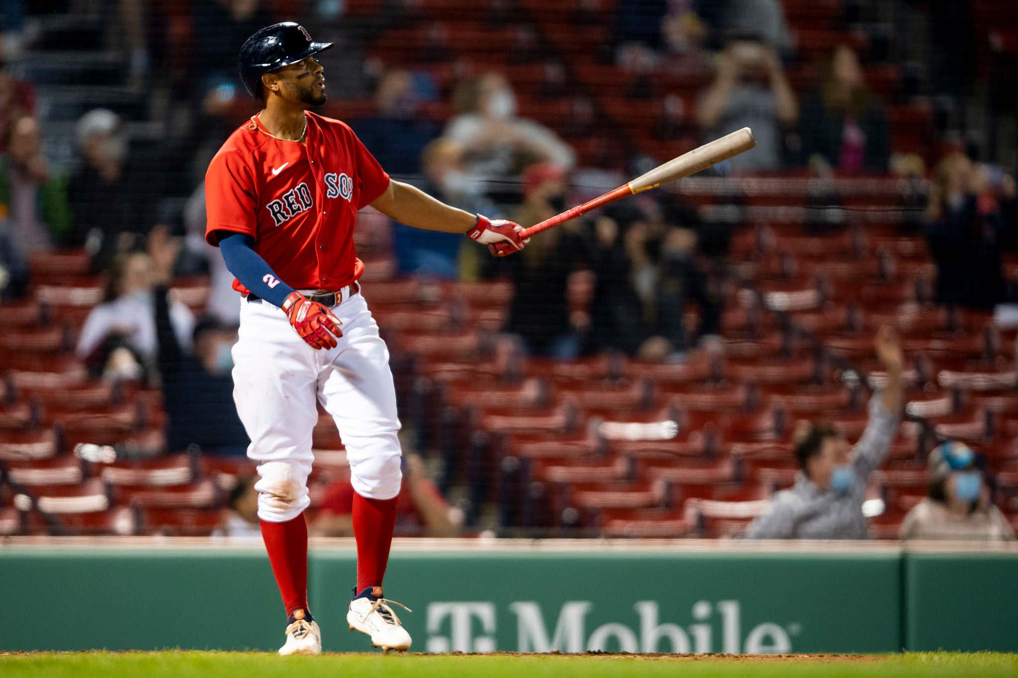 Xander Bogaerts hits homer in fourth country