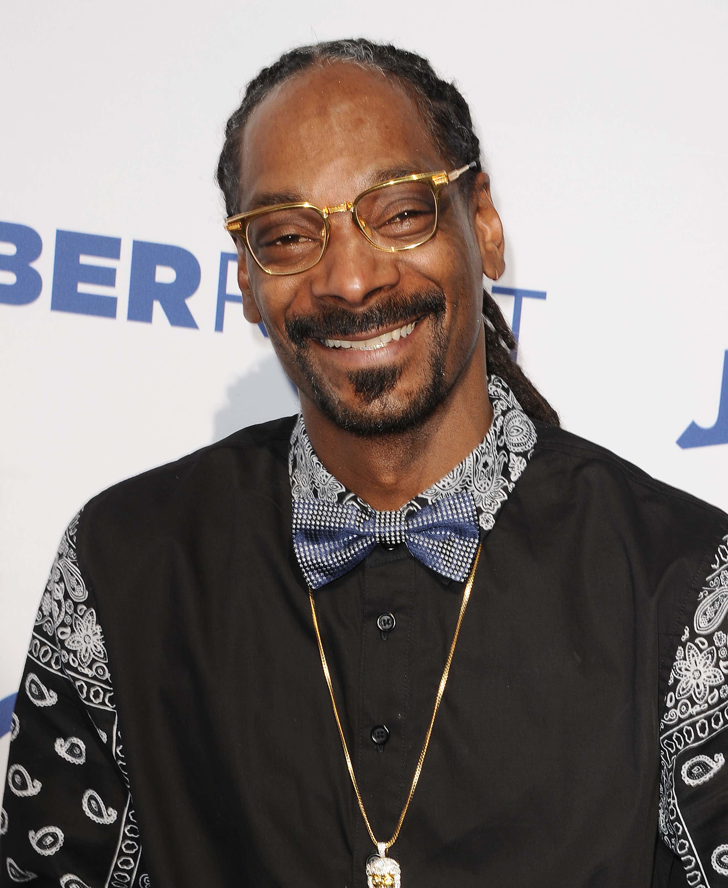 Snoop Dogg Reveals He Recently Turned Down A $100 MILLION OnlyFans Offer After His Wife Said No