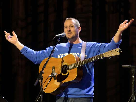 Absolutely TERRIBLE News: Sturgill Simpson Is Done Singing For A While After He Ruptured His Vocal Chords