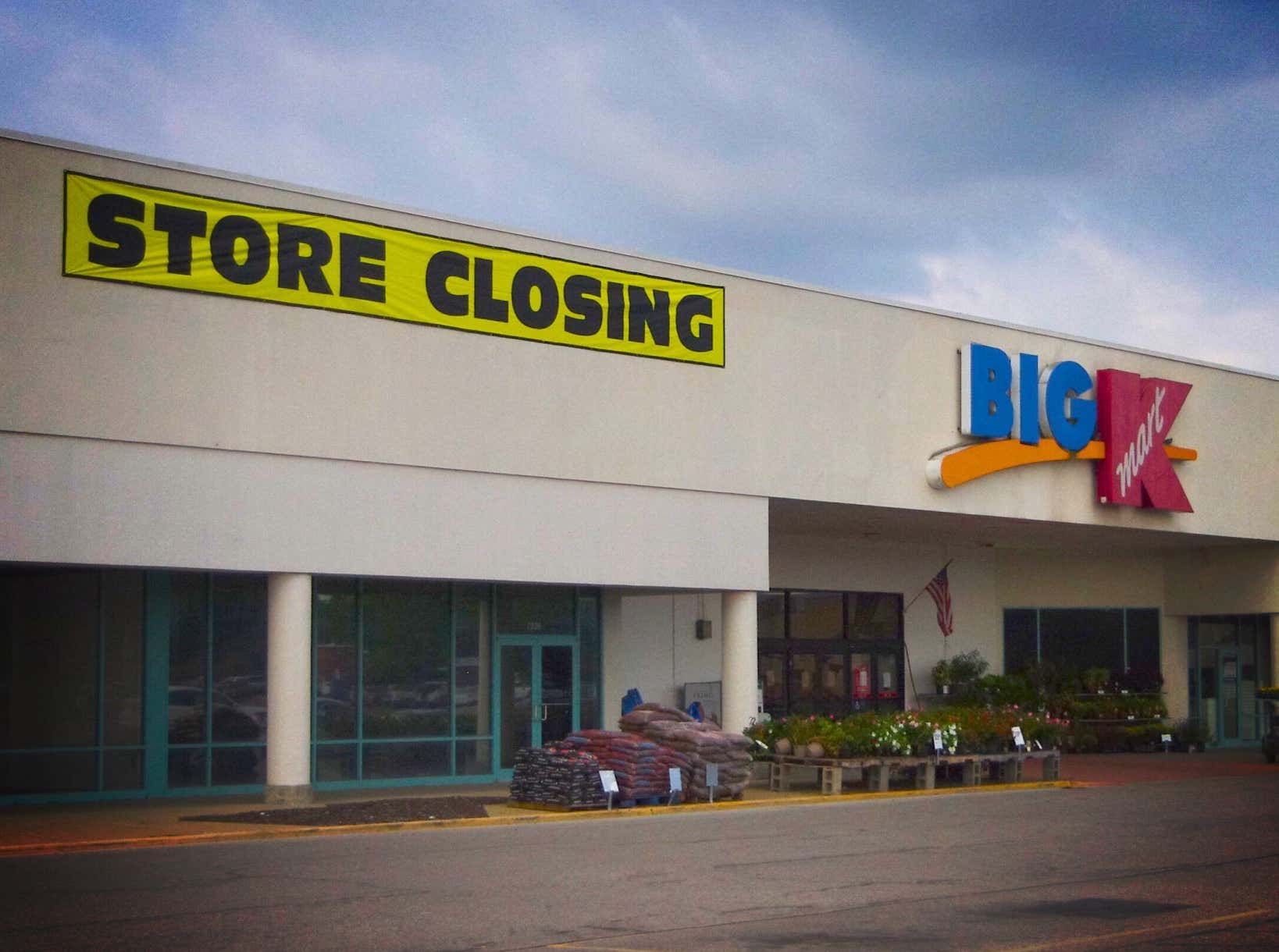 There Are Only 4 Kmarts Left In The Entire World And I, For One, Am