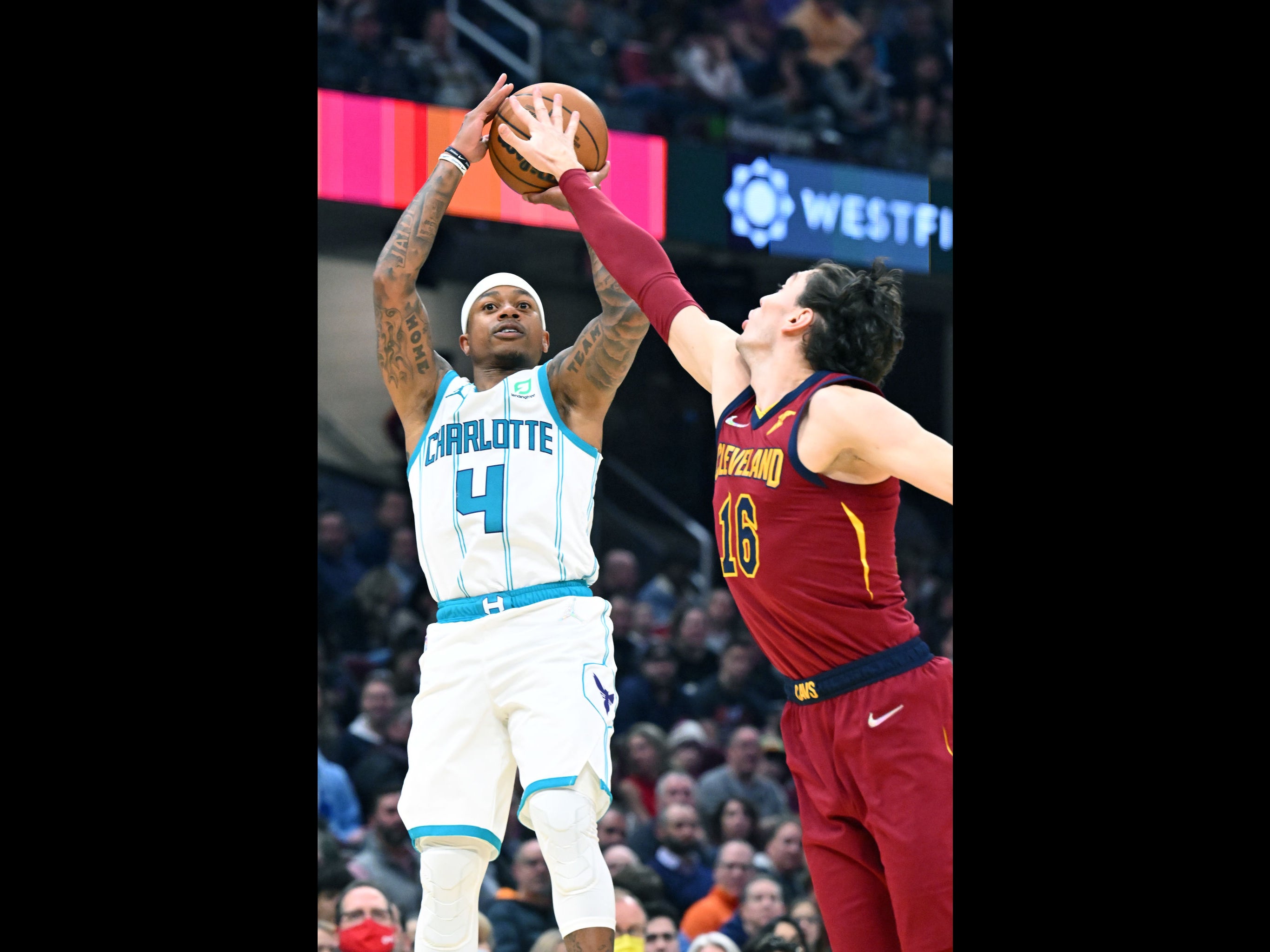 Isaiah Thomas Returned To The NBA Last Night And Immediately Started Getting Buckets