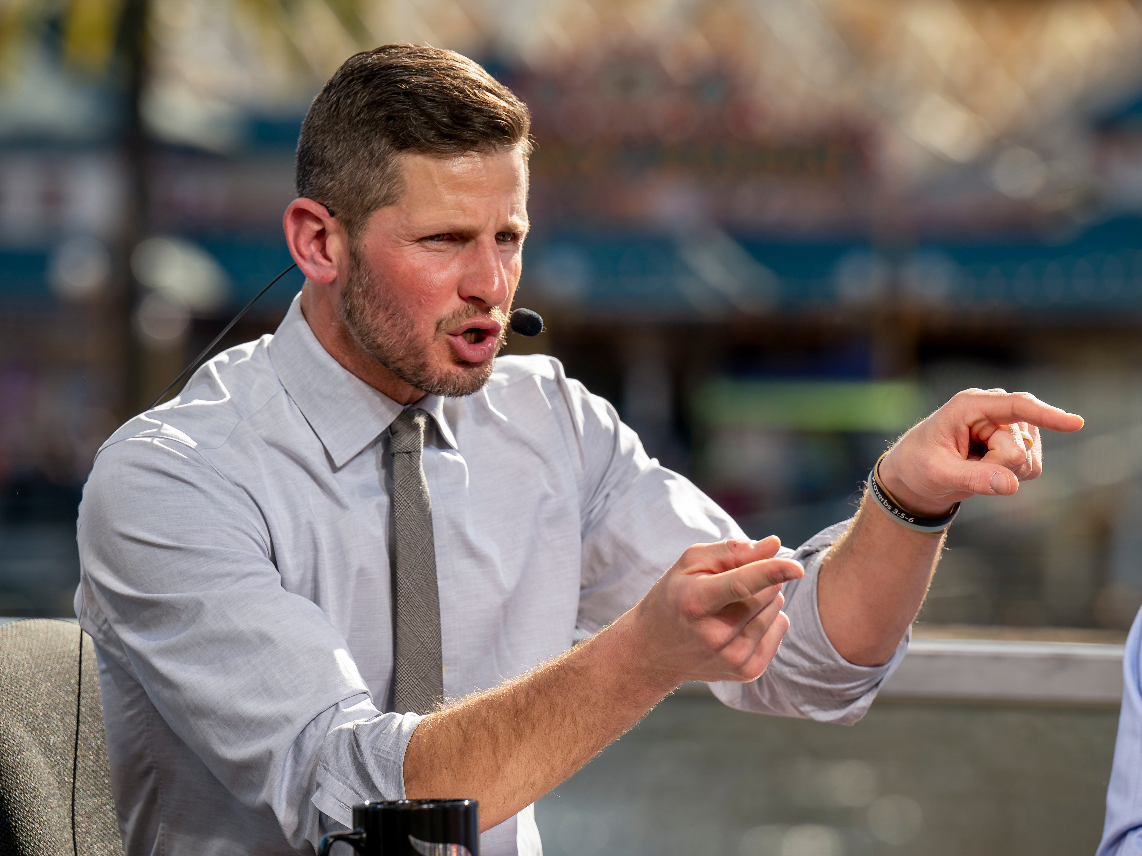 Dan Orlovsky, For Seemingly No Reason At All, Announces He Uses The Same Shower Towel Roughly 30 Times Before He Washes It