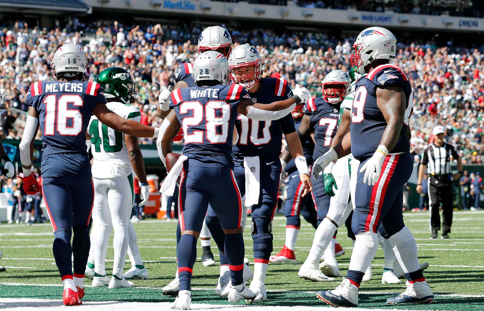 The Patriots Get Perfect Weapon for Mac Jones: His Old Weapon James White is Back for 2 More Years.