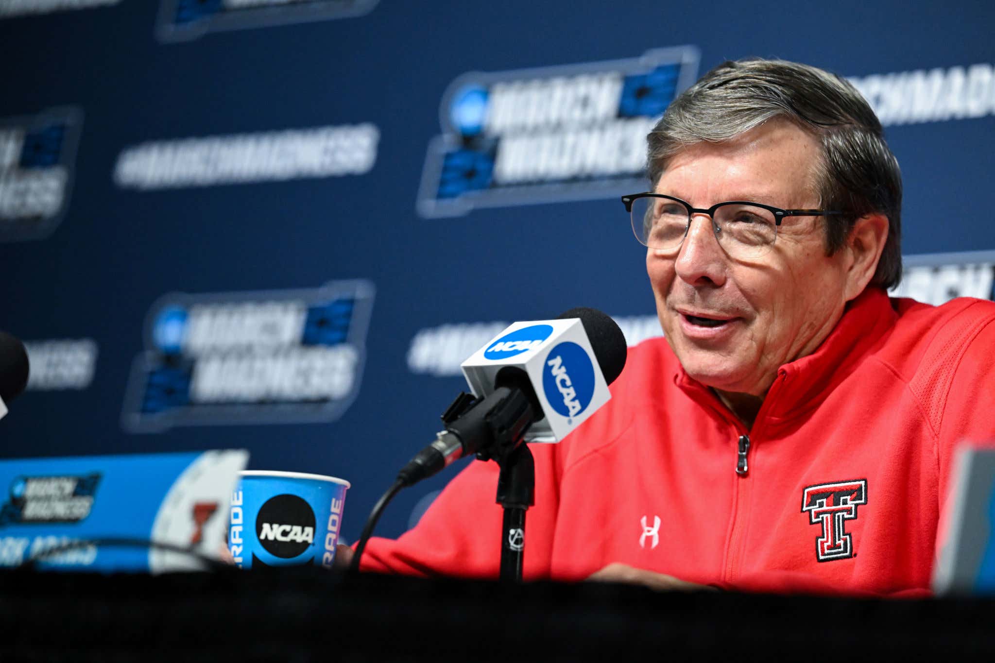 Gold Glove Boxing, GM Of A Minor League Hockey Team - There's Nobody More Interesting In College Hoops Than Mark Adams