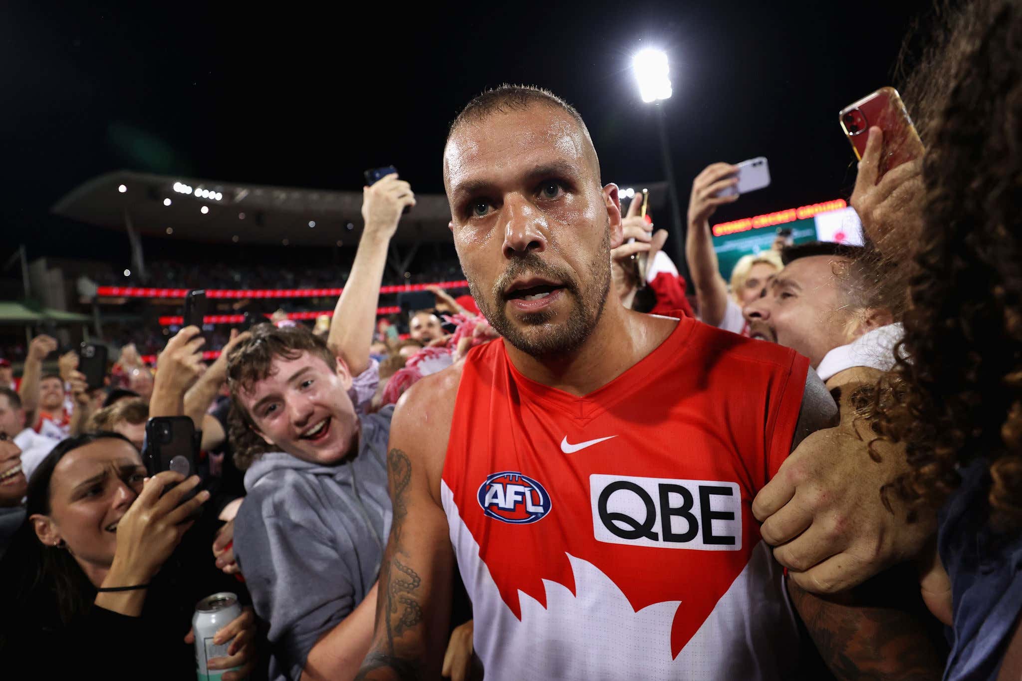 Australian Football Fans Storming The Field After Buddy Franklin Became The 6th Player Ever To Kick 1000 Goals Makes Every Other Field Storm Look Like A Light Breeze