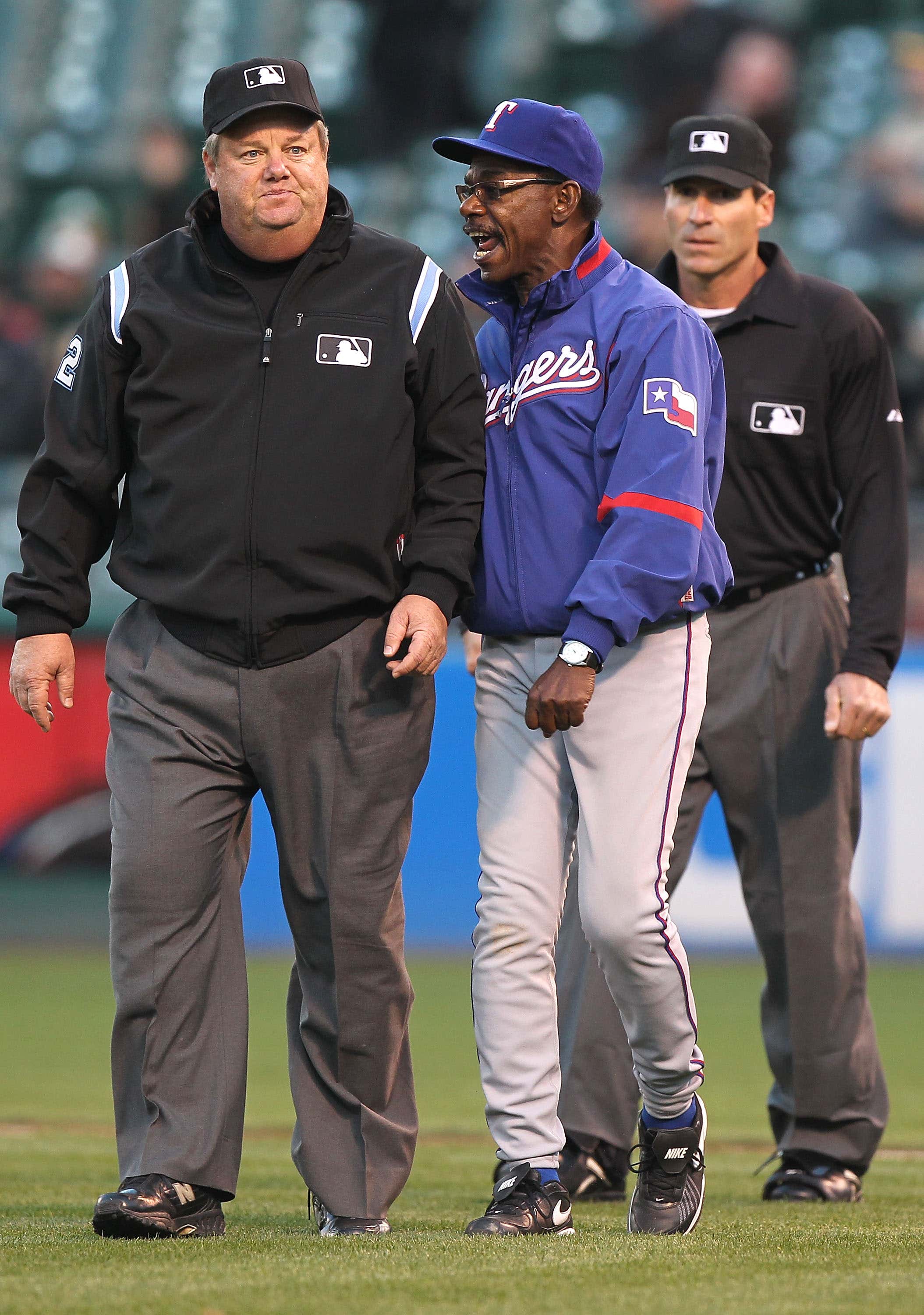 Nobody Knows How To Deal With Baseball Managers In Your Face Like Joe West Does
