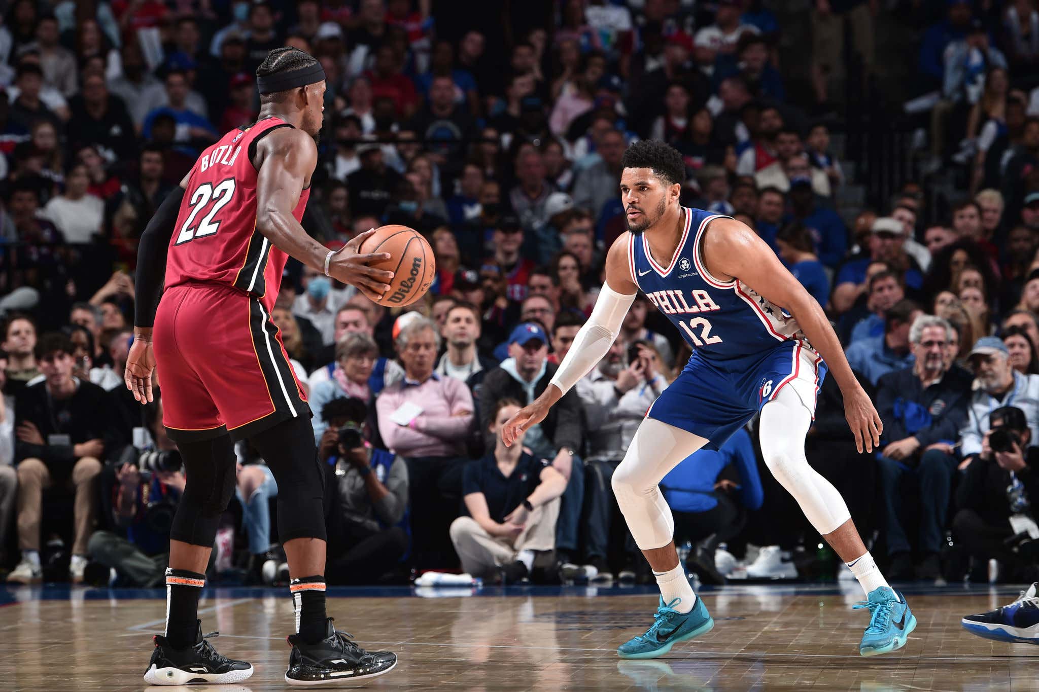 'Tobias Harris Over Me?' - Jimmy Butler Screaming To The Locker Room About How Dumb The Sixers Truly Are Is Beautiful To Watch