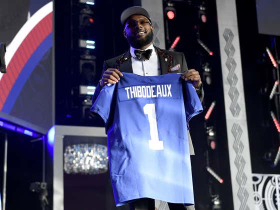 Kayvon Thibodeaux Almost Crying While Listening To Biggie While Wearing A Giants Uniform All But Locks Up For A Hall Of Fame Career