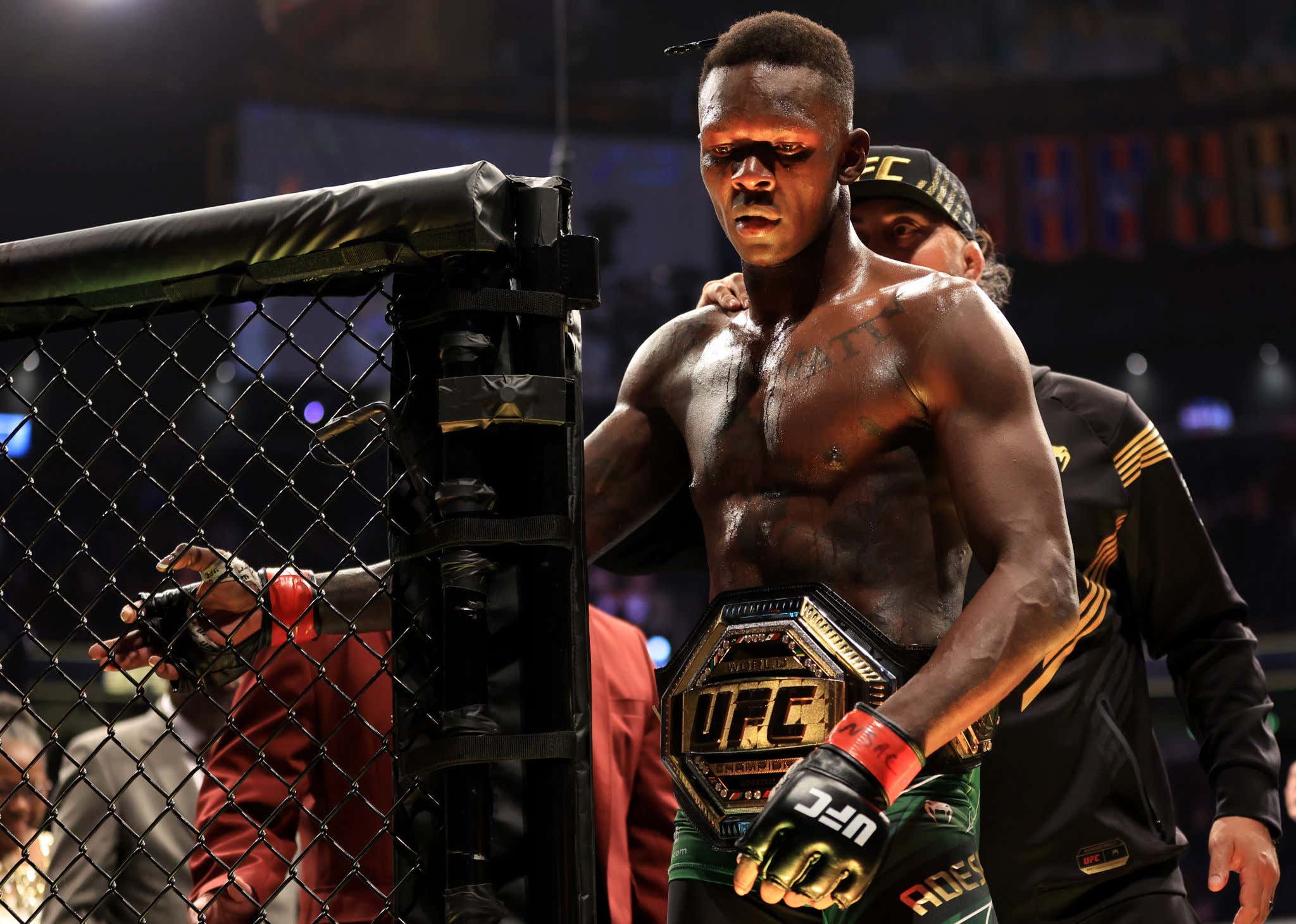 Israel Adesanya's Fight Peaked At The Walkout As He Wins A Pretty Boring Decision