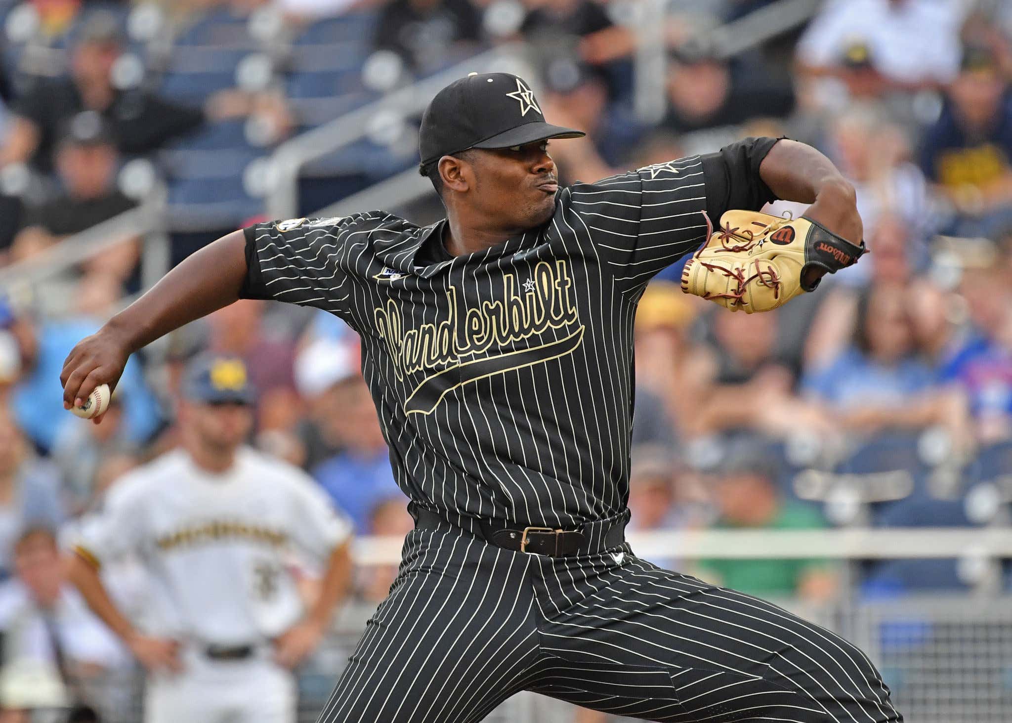 Vanderbilt's Jack Leiter Officially Signs To Texas Rangers With